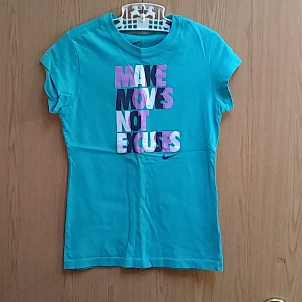 Girls Nike T-Shirt